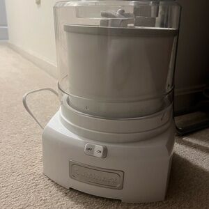Cuisinart Automatic Frozen Yogurt and Ice Cream and Sorbet Maker - White